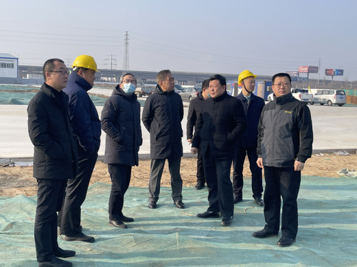 集團領導到市重點掛圖作戰(zhàn)項目開工現(xiàn)場推進工作